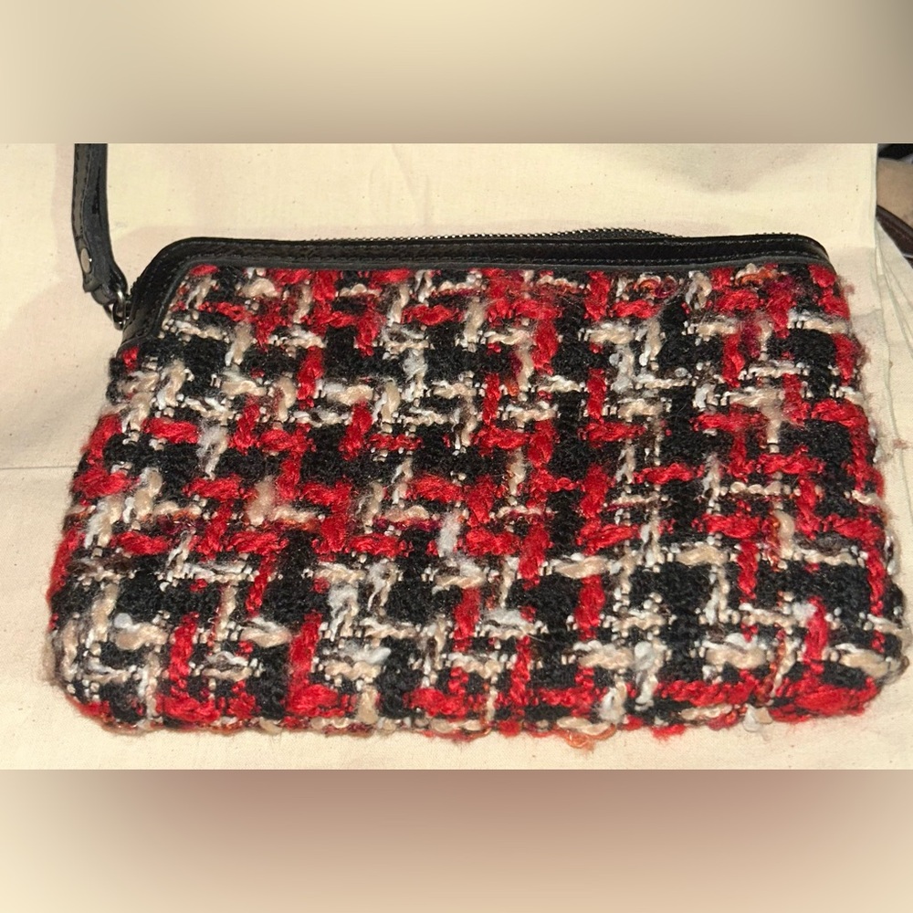 Patricia Nash Tartan Clutch Cassini Red White Black Knit NWT Wristlet - Picture 2 of 4